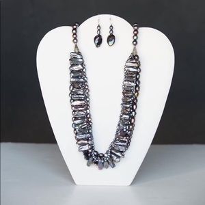 Peacock pearl necklace with matching earrings